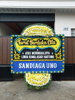 Papan Bunga Duka di Sidokarto